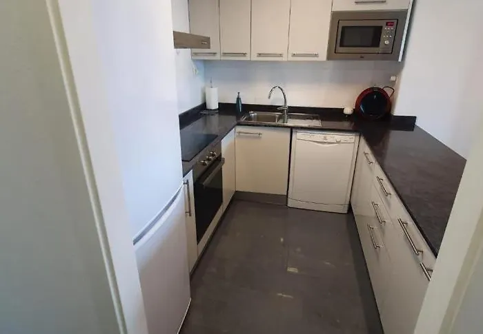 Mar Azul Entre Dos Mares